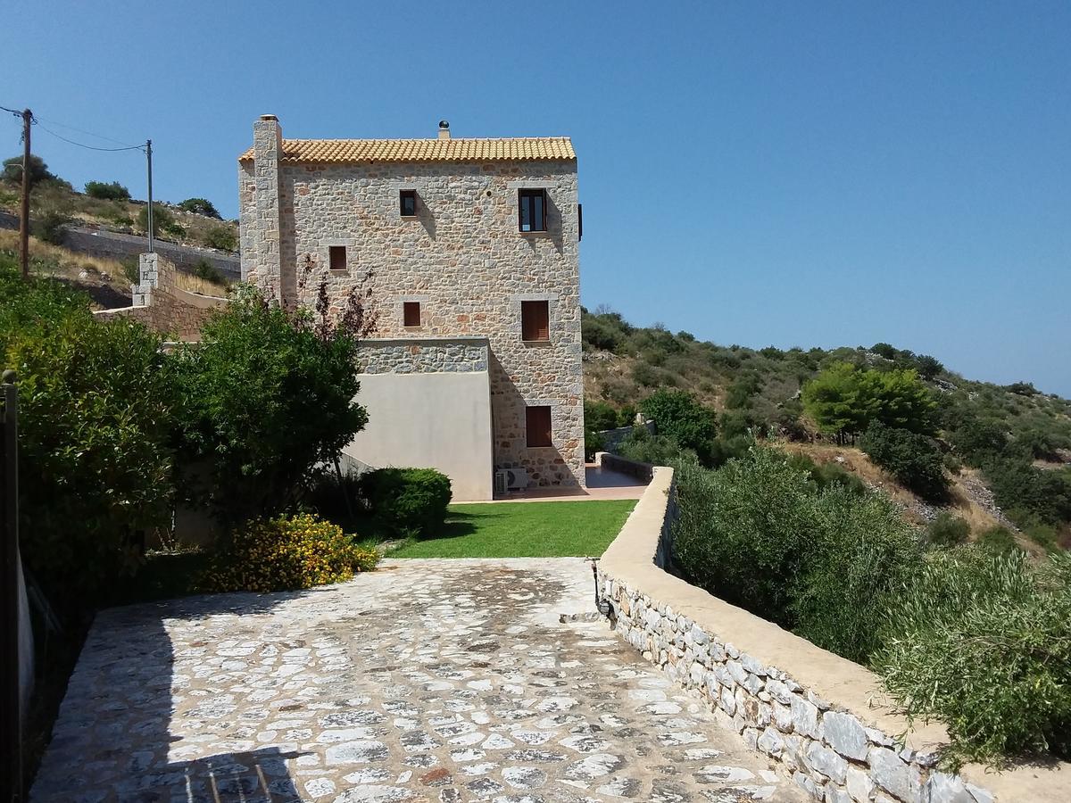 Hotel Sophia Limeni View Areopoli Exterior foto