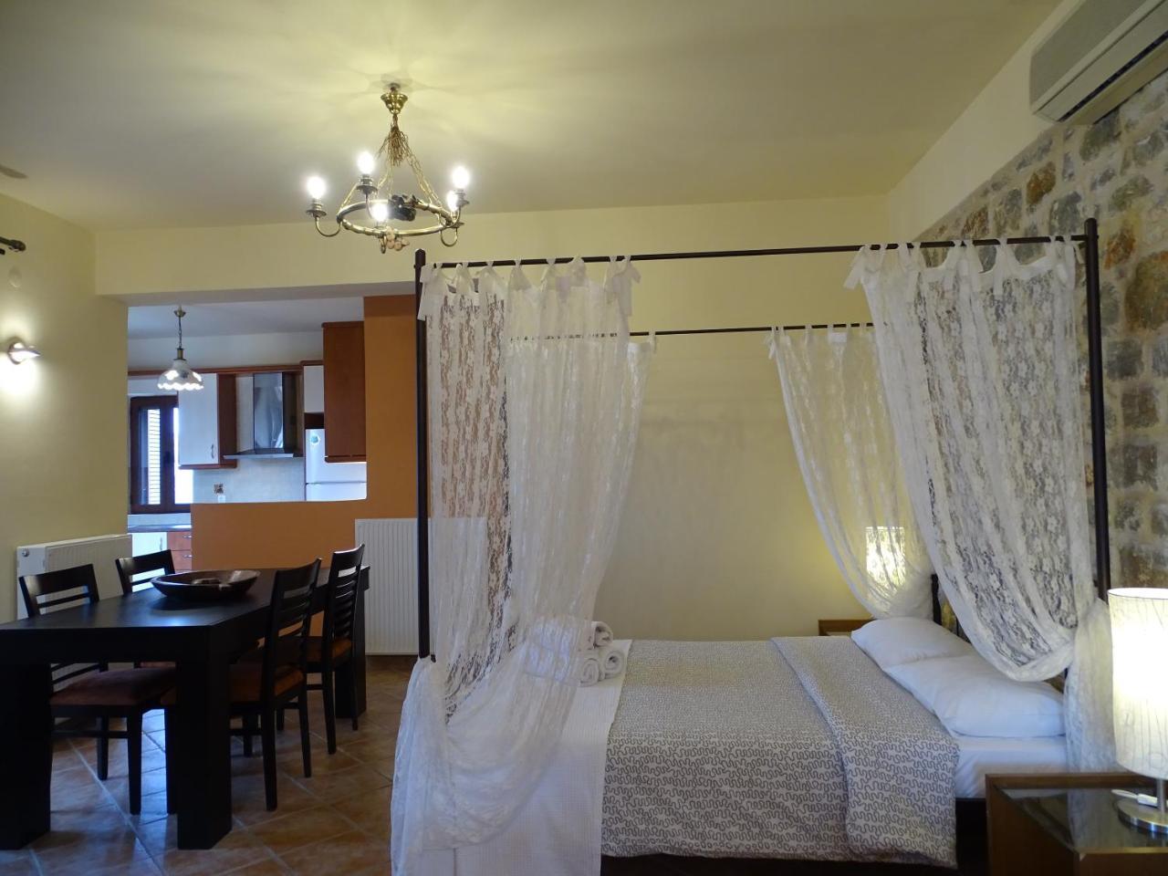 Hotel Sophia Limeni View Areopoli Exterior foto