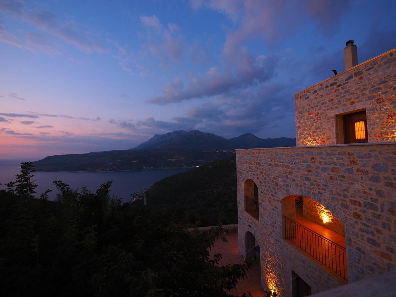Hotel Sophia Limeni View Areopoli Exterior foto