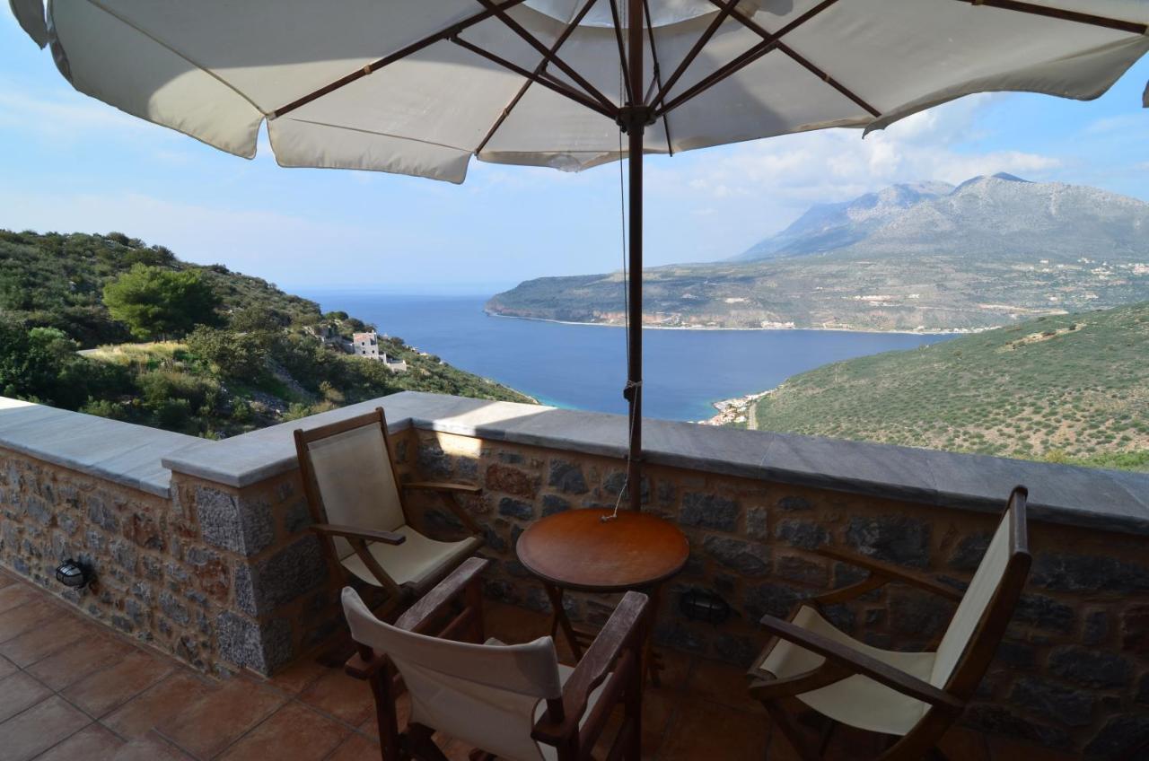 Hotel Sophia Limeni View Areopoli Exterior foto