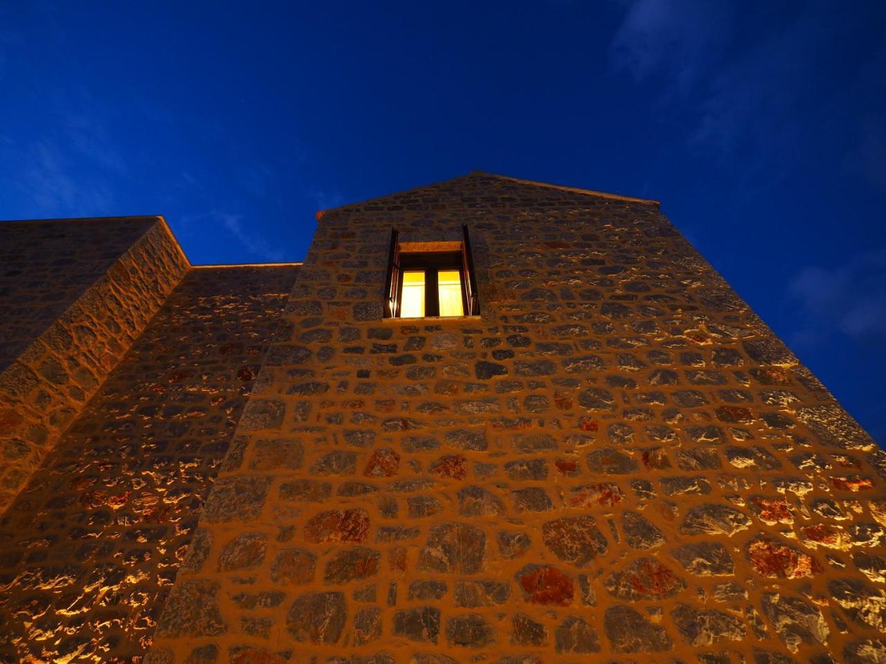 Hotel Sophia Limeni View Areopoli Exterior foto